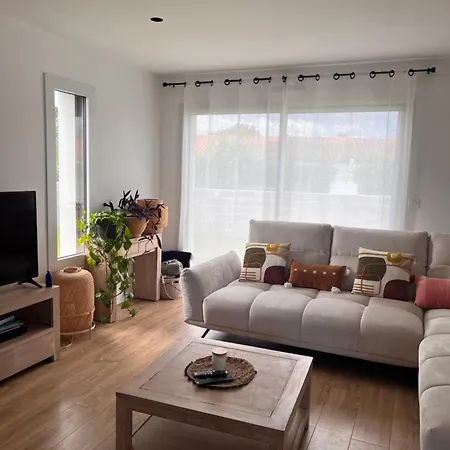 Villa Conviviale A 8 Min De La Pour 10 Personnes